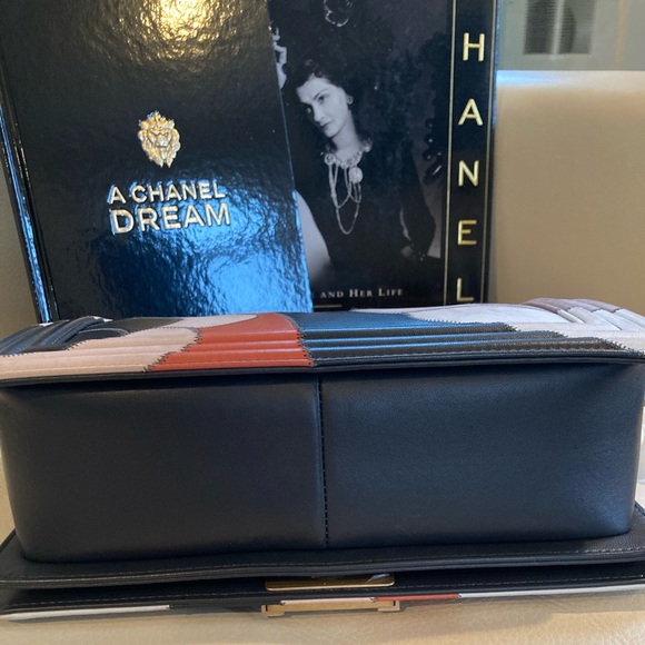 Chanel Medium Camellia Boy Bag (Complete Set) - Picture 6 of 12